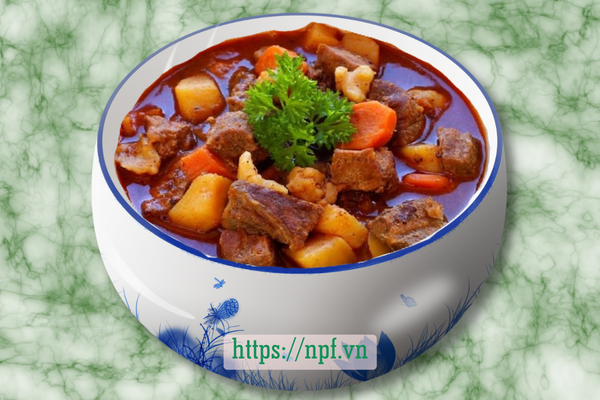 Bò hầm củ quả Bò hầm củ quả