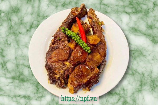 Cá trắm kho tộ Cá trắm kho tộ