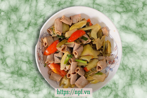 Lòng non xào dưa chua Lòng non xào dưa chua