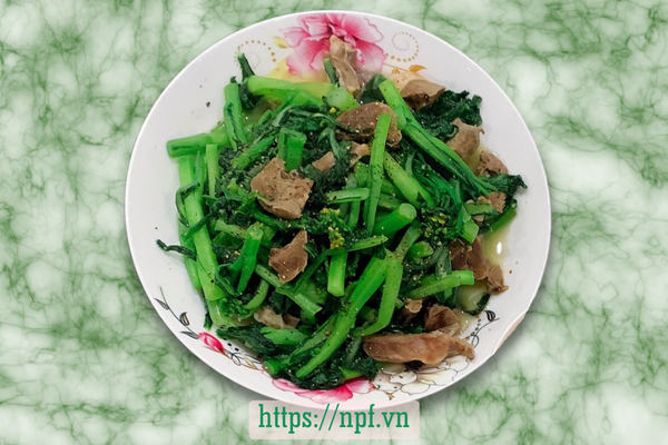 Tim lợn xào cải ngồng Tim lợn xào cải ngồng