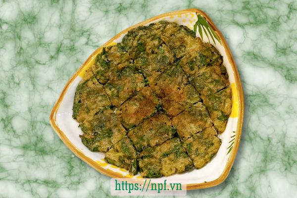 Trứng gà ngải cứu