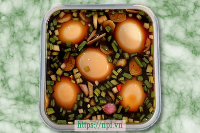 Trứng gà ngâm tương2